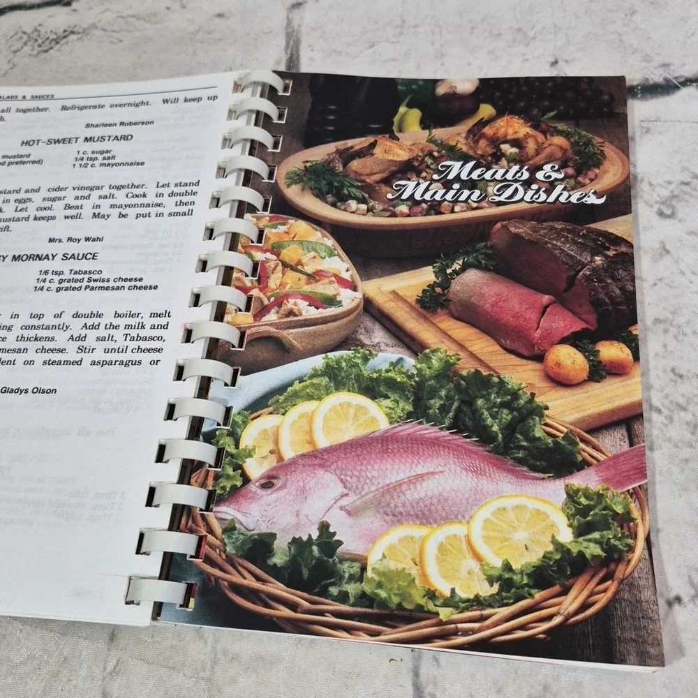 Our Favorite Recipes Trinity Lutheran Church Women 1987‎ McMinnville Oregon